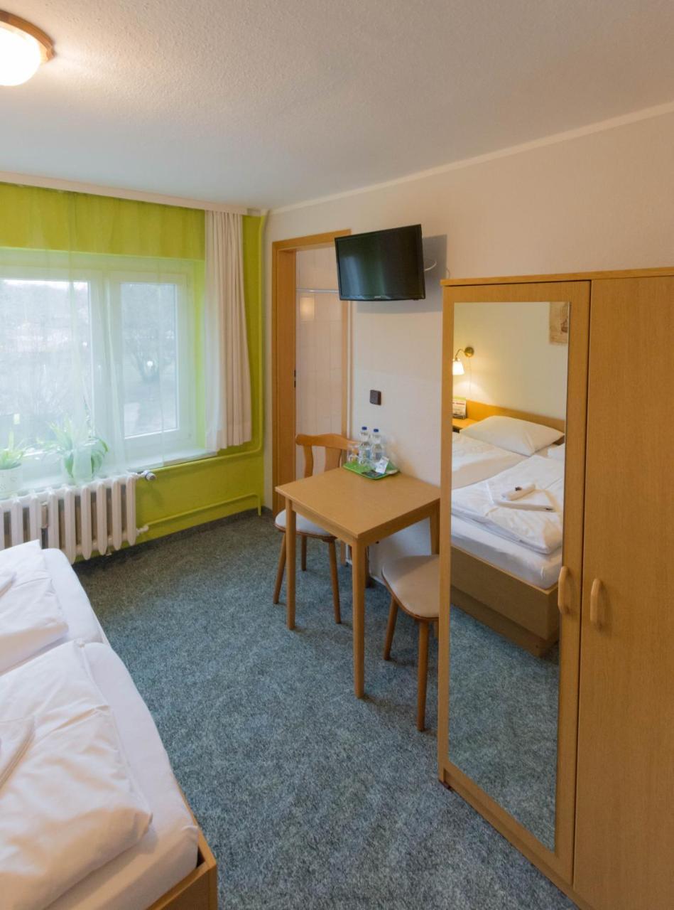 "Maerkische Traube" Idyllisches Gaestehaus Fuer Selbsversorger Zesch Exteriör bild